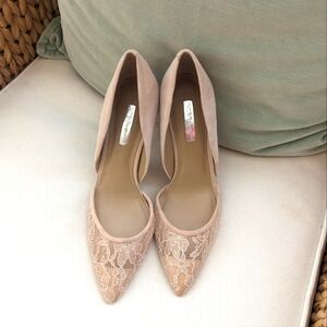 BCBGeneration pink lace heel